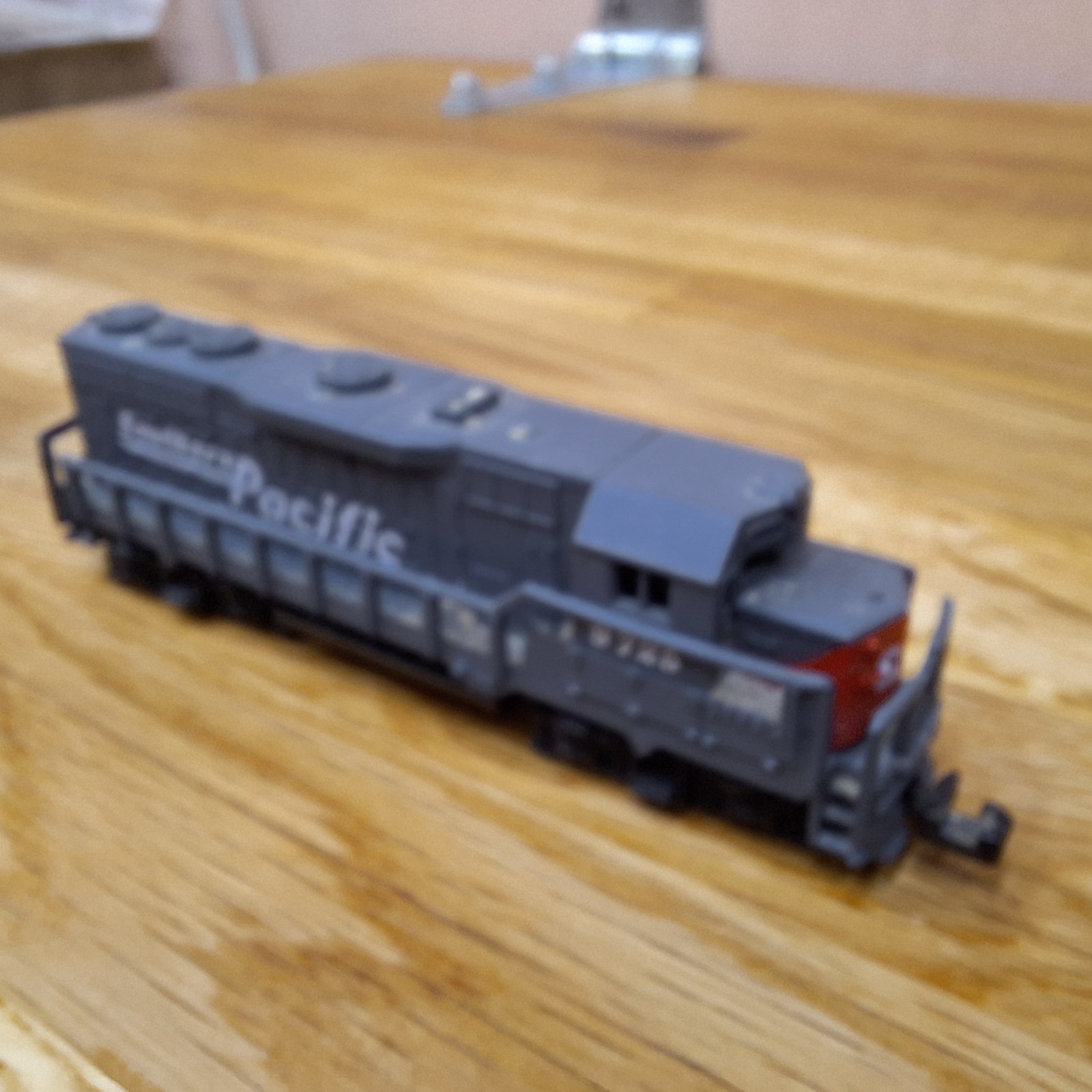 Southern Pacific Locomotive # 9725 Model Train dummy
