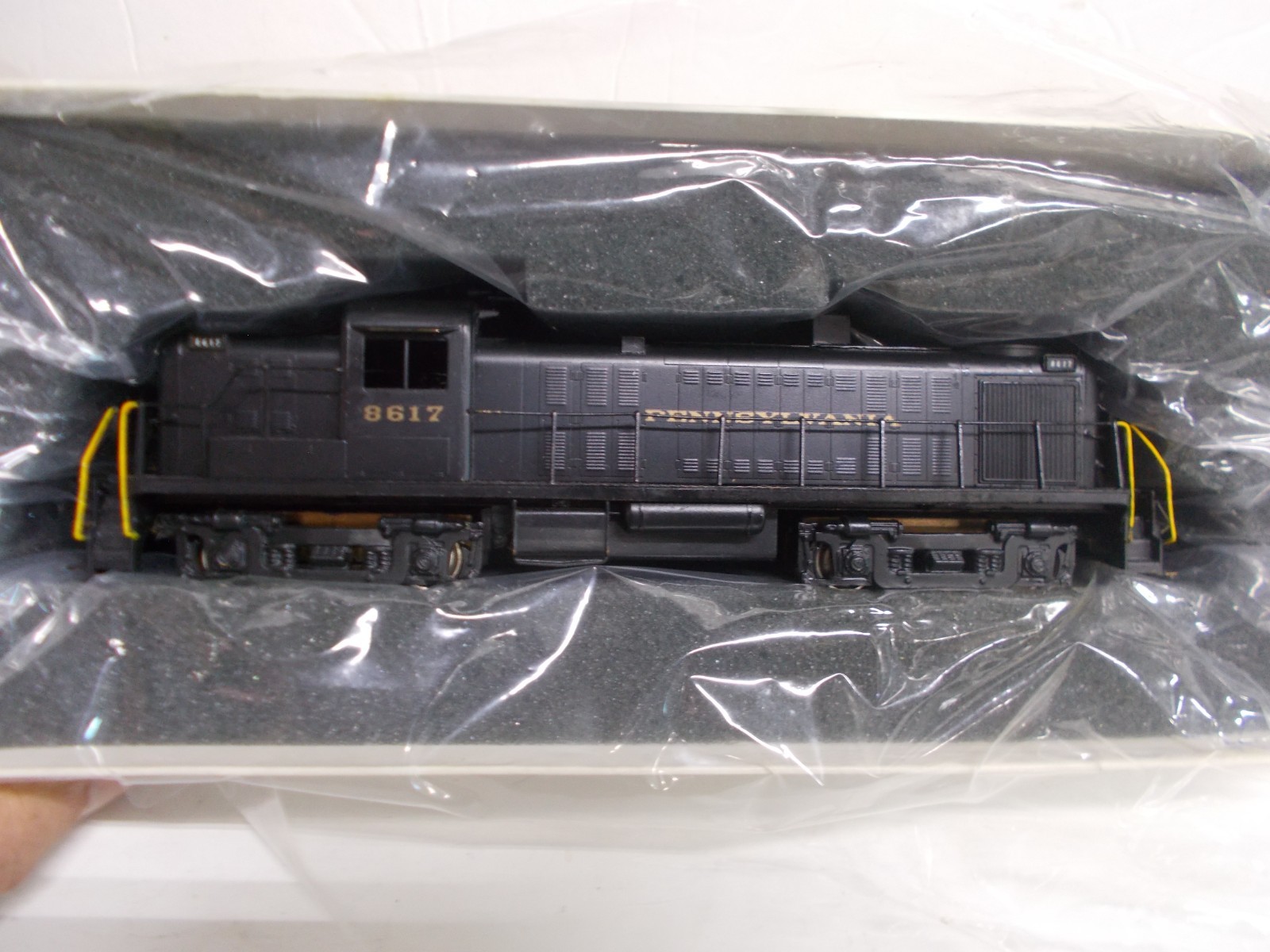 ALCO # D-129 ~BRASS~PENNSYLVANIA RS-3 LOCOMOTIVE # 8617 ~RUNS GOOD~READ~HO SCALE