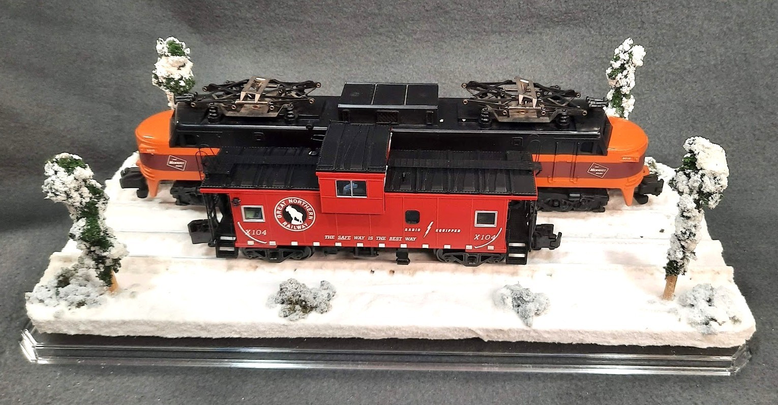 S SCALE 16″ DOUBLE TRACK DISPLAY CASE- “WINTER SCENE”-FOR ANY S TRAINS