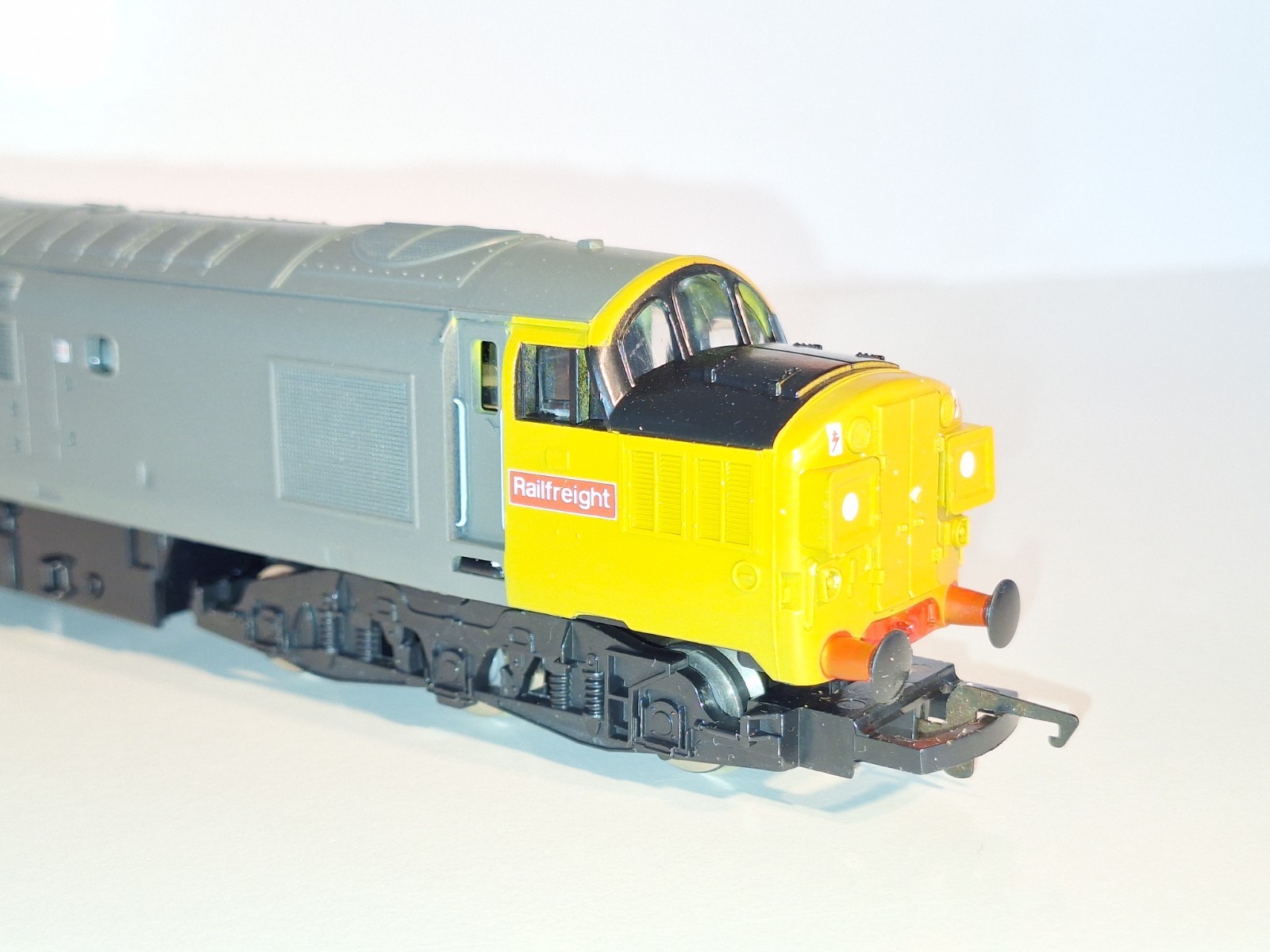 Hornby R348 BR Class 37 Diesel Loco. New Old Stock. Mint Cond. Boxed. OO Scale