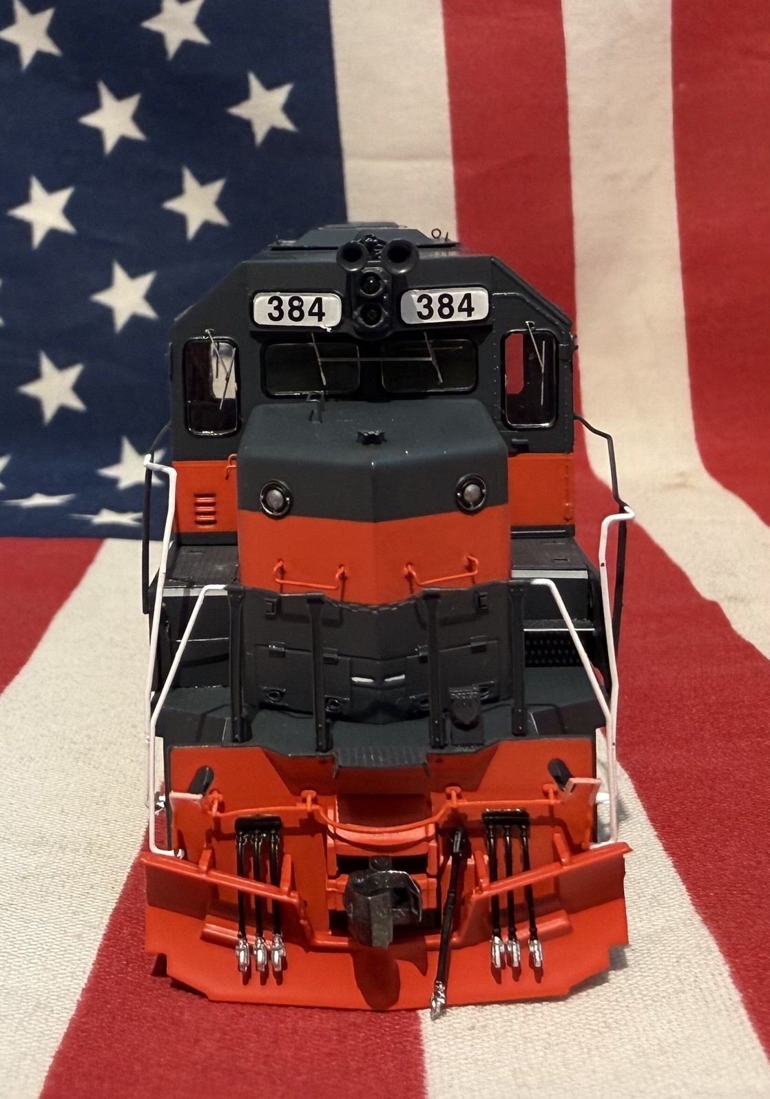 Athearn Genesis HO GP39-2 DCC Ready D&H Delaware & Hudson #384 ATHG65506