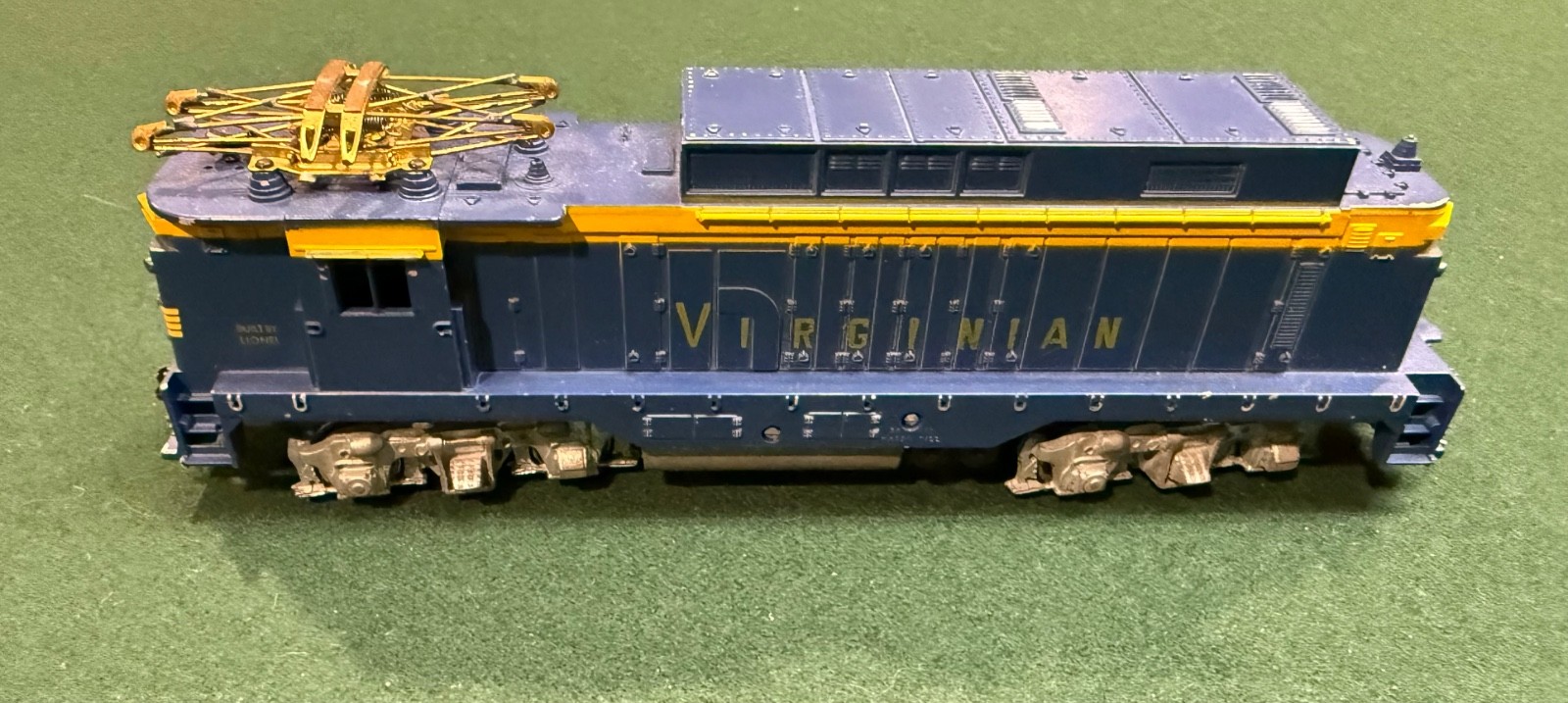 Lionel HO Virginian Rectifier Locomotive produced by Athearn in 1959
