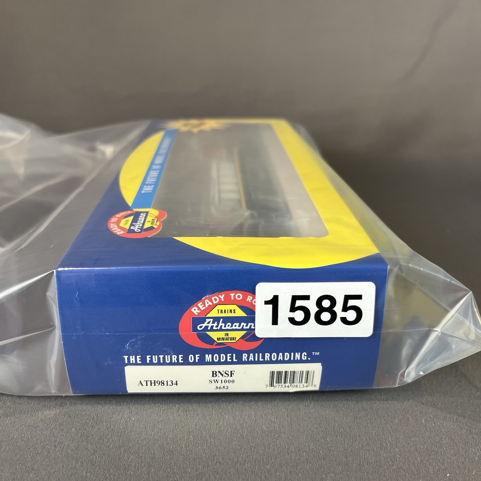 HO Scale Athearn RTR BNSF SW1000 #3652 Locomotive Orange Engine ATH98134 New