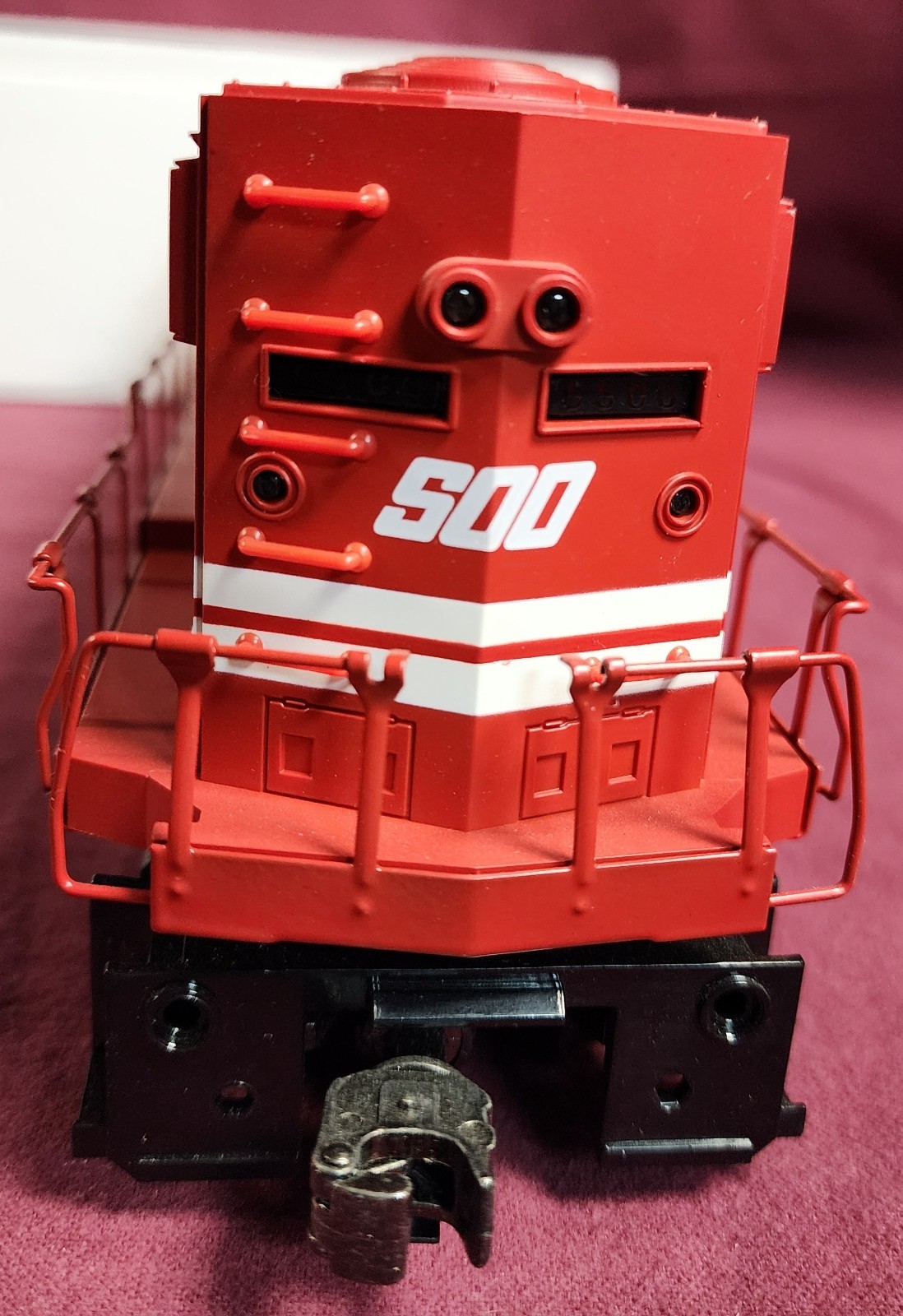 Lionel 6-18232 Soo Line 5500 SD60 Diesel Locomotive Magne-traction CMD Equipped