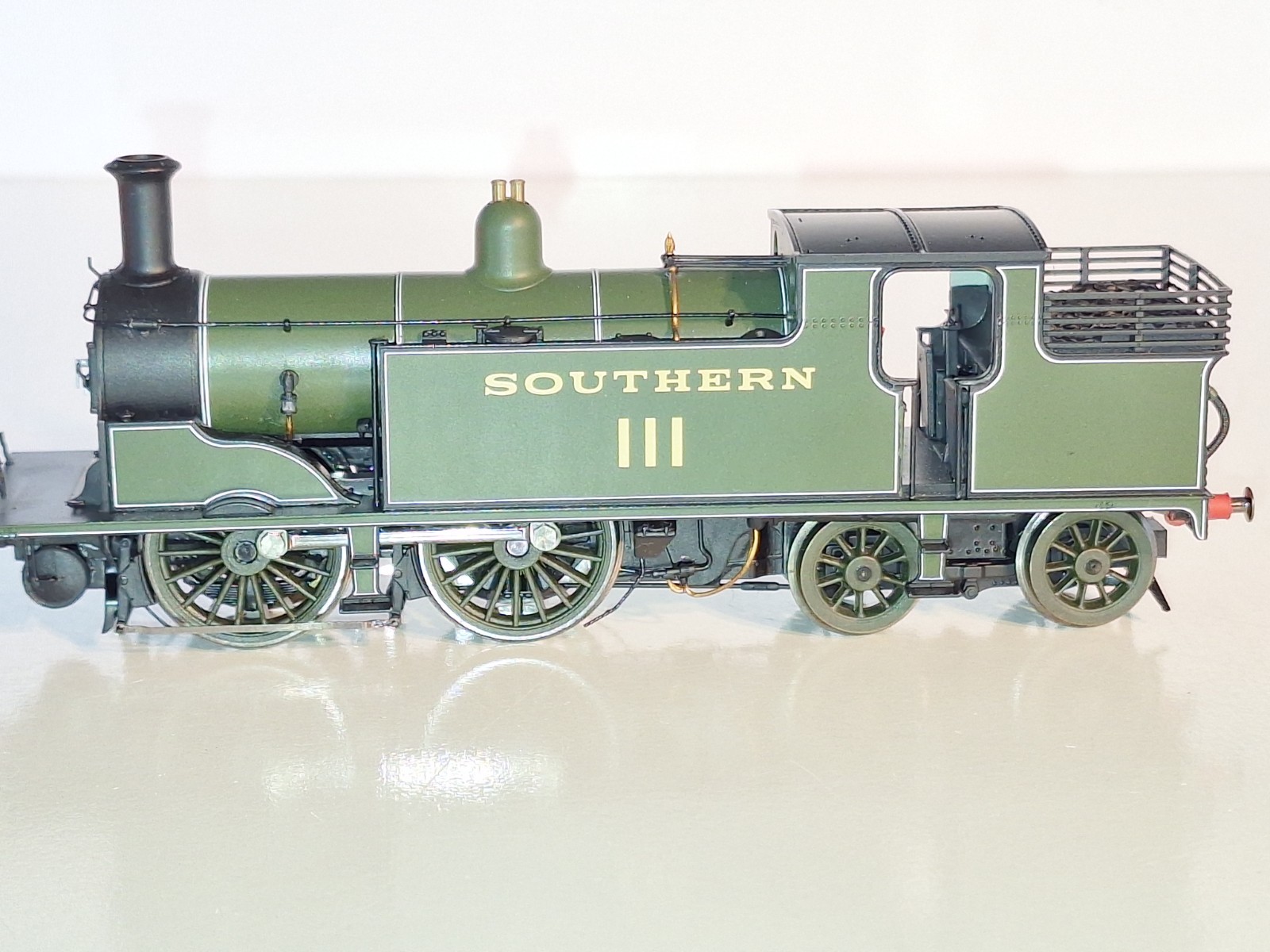Hornby R2625X DCC Fitted SR 0-4-4T Loco #111. New Old Stock. Mint Cond. Boxed.OO