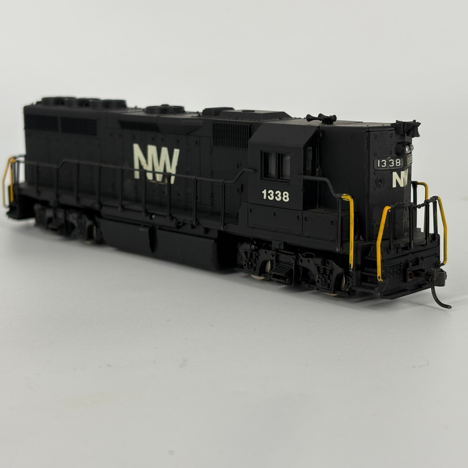 CUSTOM HO Atlas 7037 Norfolk Western GP40 Diesel Locomotive NW #1338 TESTED
