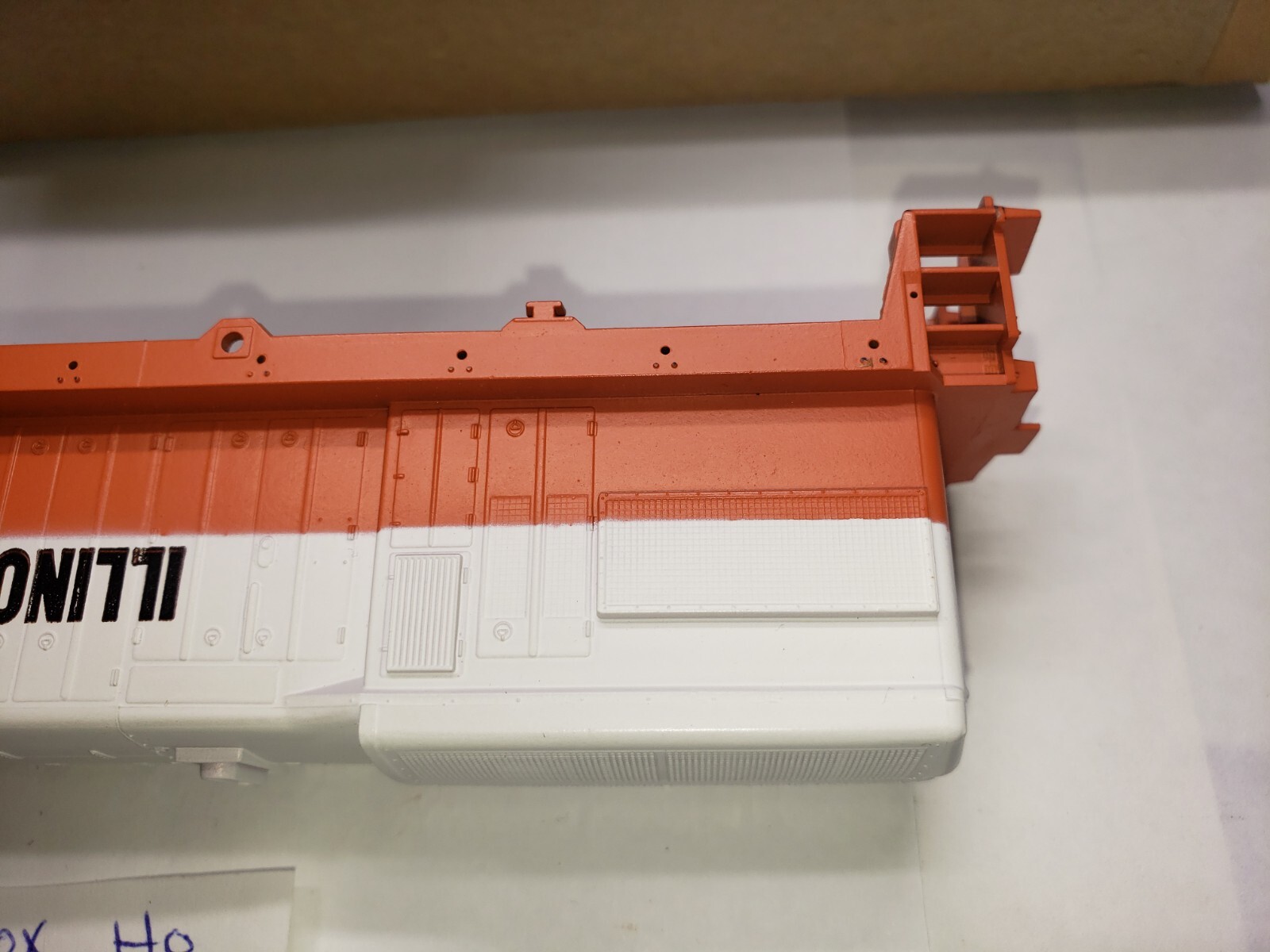 U30B SHELL ONLY Athearn HO Scale ILLINOIS CENTRAL 5004 INCLUDES LENSES And Box
