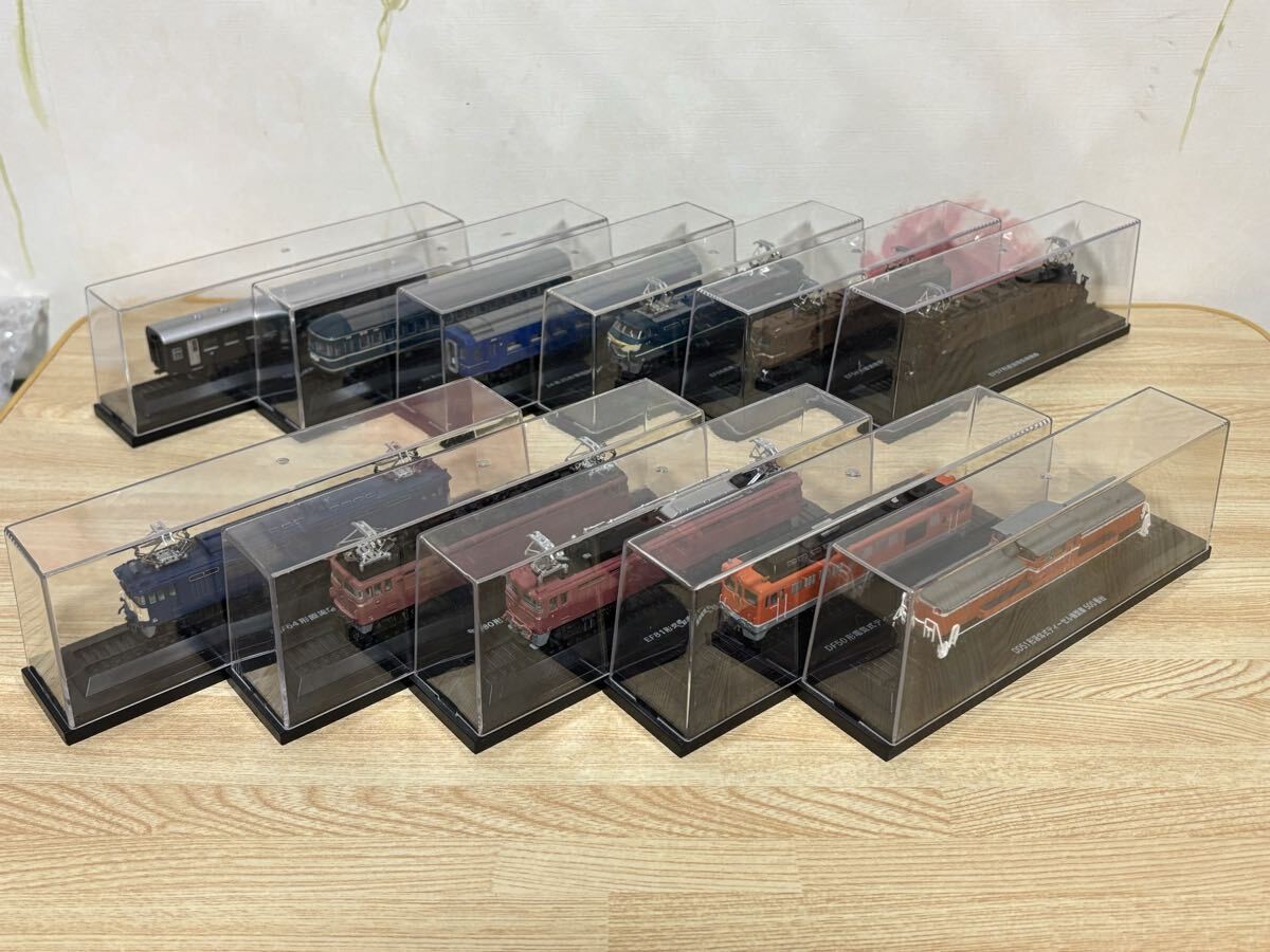N Gauge Size Japanese Railway Collection 11-Car Set DD51 Diesel Locomotive DF50
