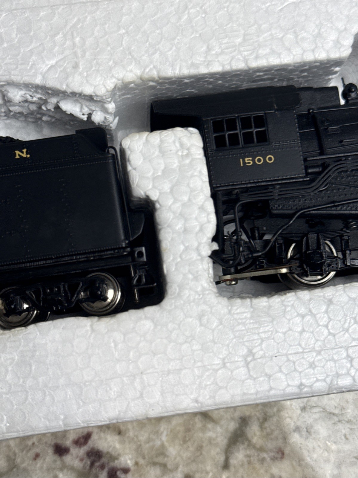 Oriental Limited Powerhouse HO 8032 USRA Light Mikado 2-8-2 L&N Steam Loco NOS