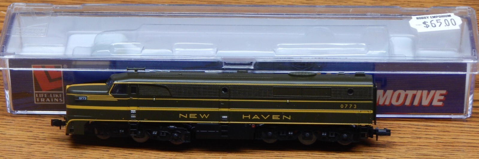 LIFE LIKE 7056 NH NEW HAVEN ALCO PA DIESEL LOCOMOTIVE USED VERY LITTLE W/BOX N