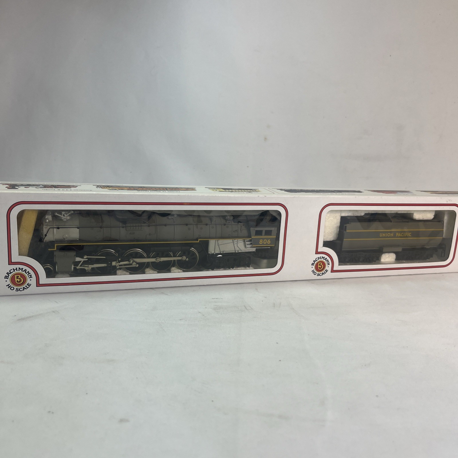 Bachmann Overland 4-8-4 Steam Locomotive & Tender Union Pacific #806 In Box