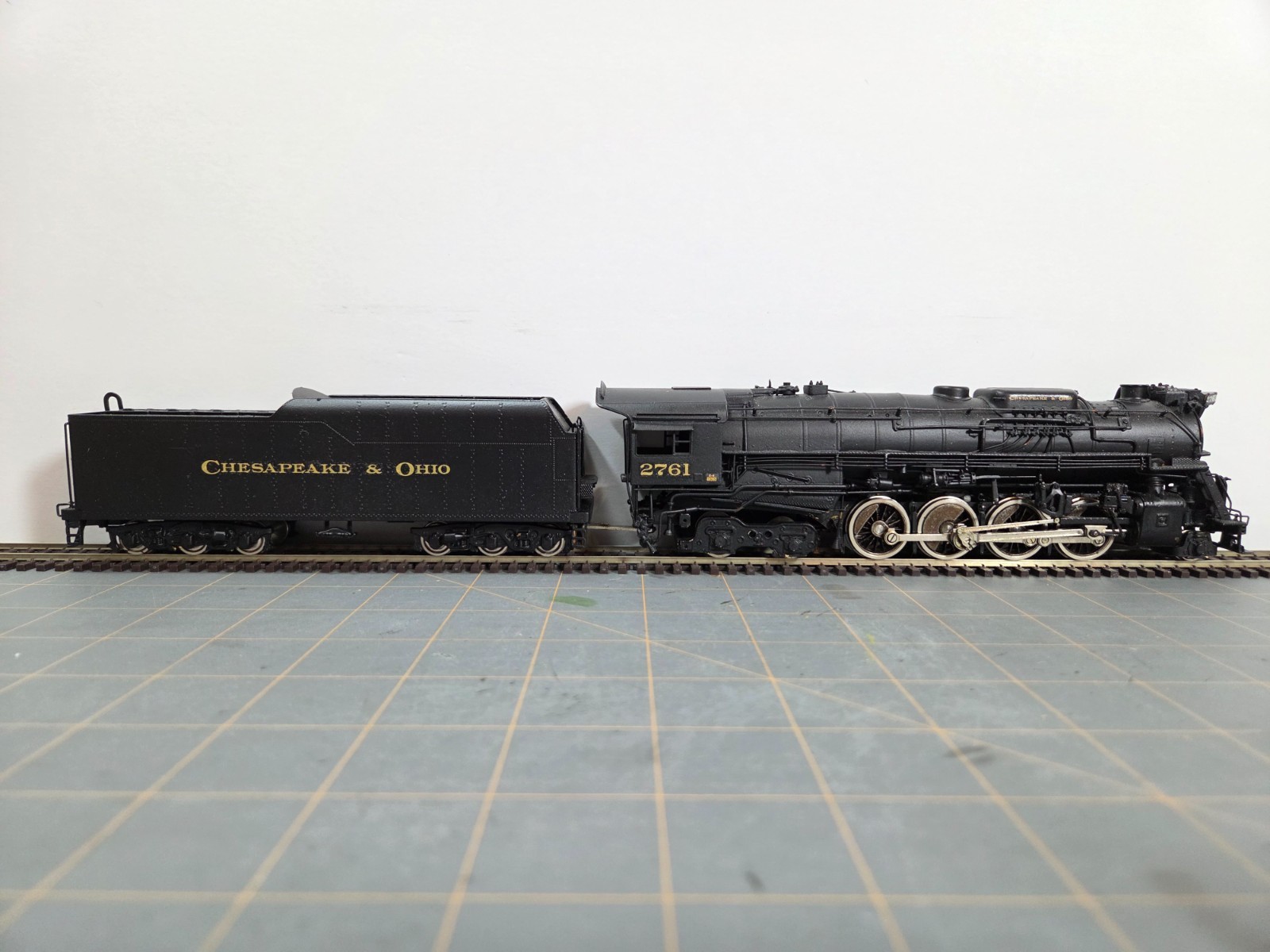 Chesapeake & Ohio 2-8-4 – K-4 Class – Pacific Fast Mail – HO Brass Locomotive