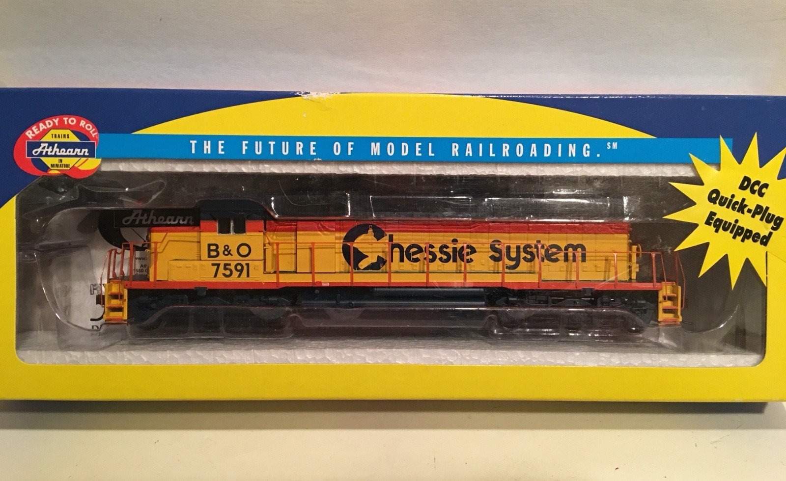 HO Athearn RTR 93545 Chessie System SD40 Powered Diesel Locomotive B&O #7591