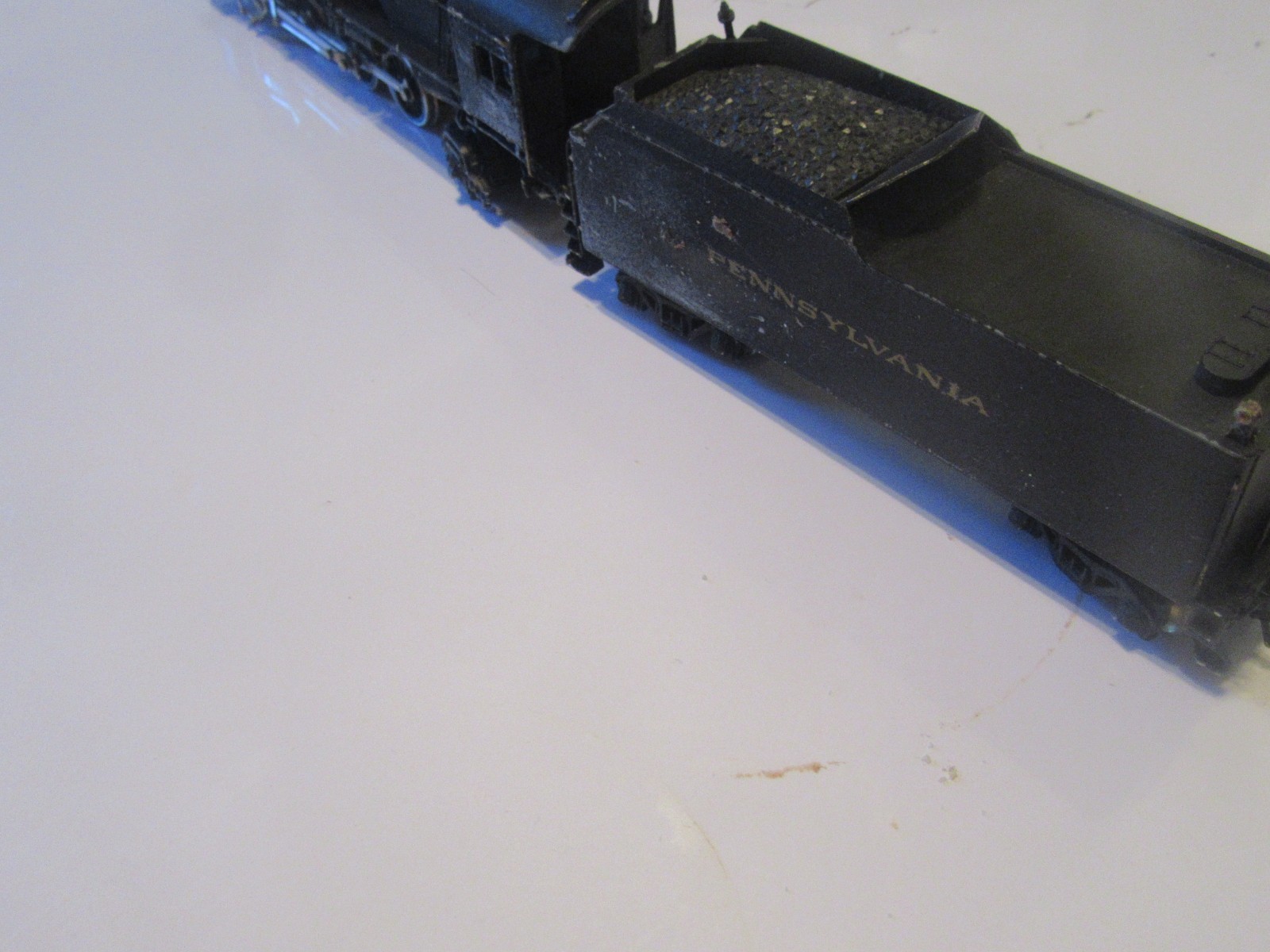 HO Scale Bowser Pennsylvania 2-8-2 Mikado Locomotive & Tender. DCC and sound