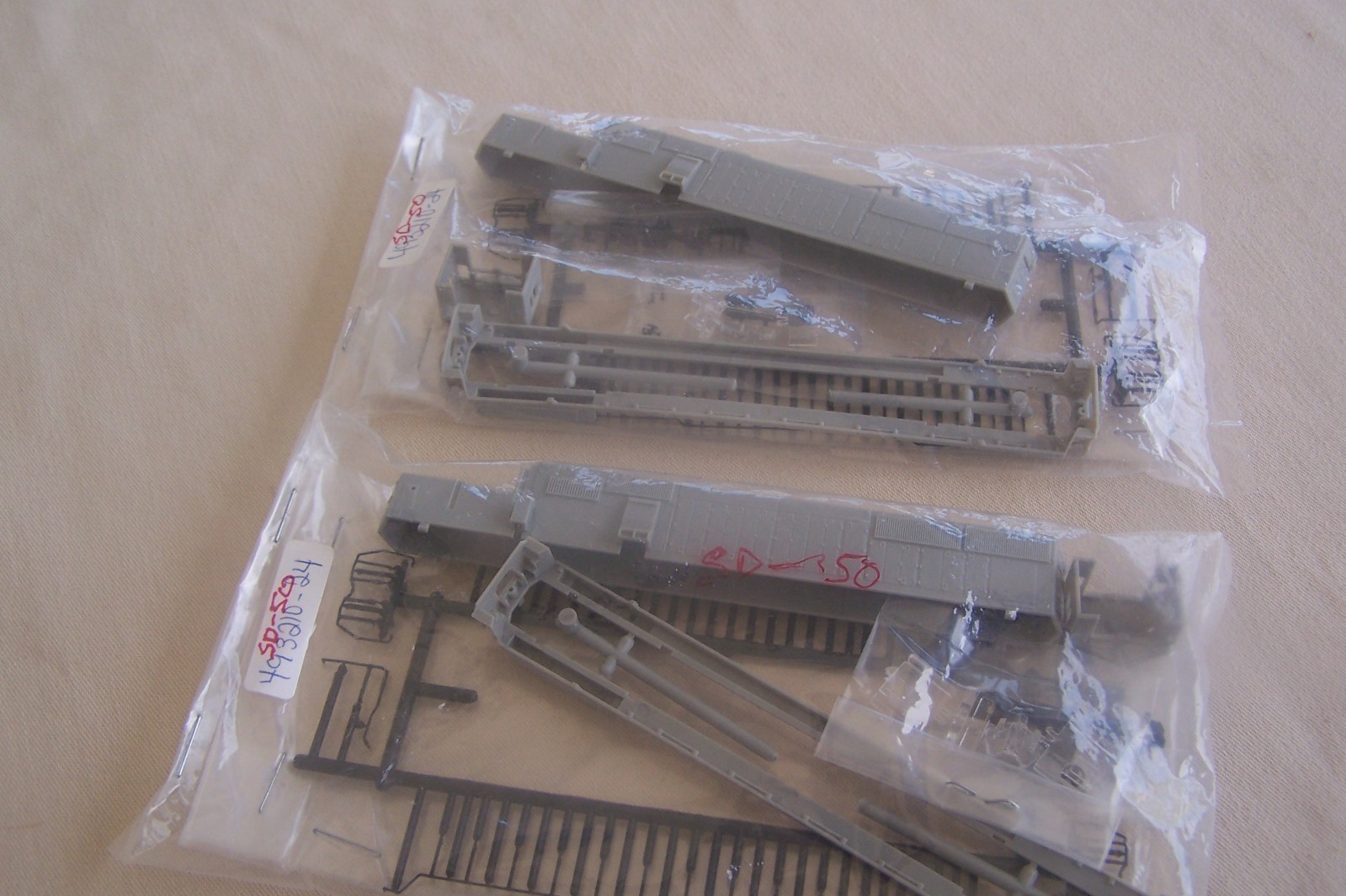 TWO COMPLETE Atlas 493210 N Scale SD-50 Locomotive Body Shell Assy Undecorated