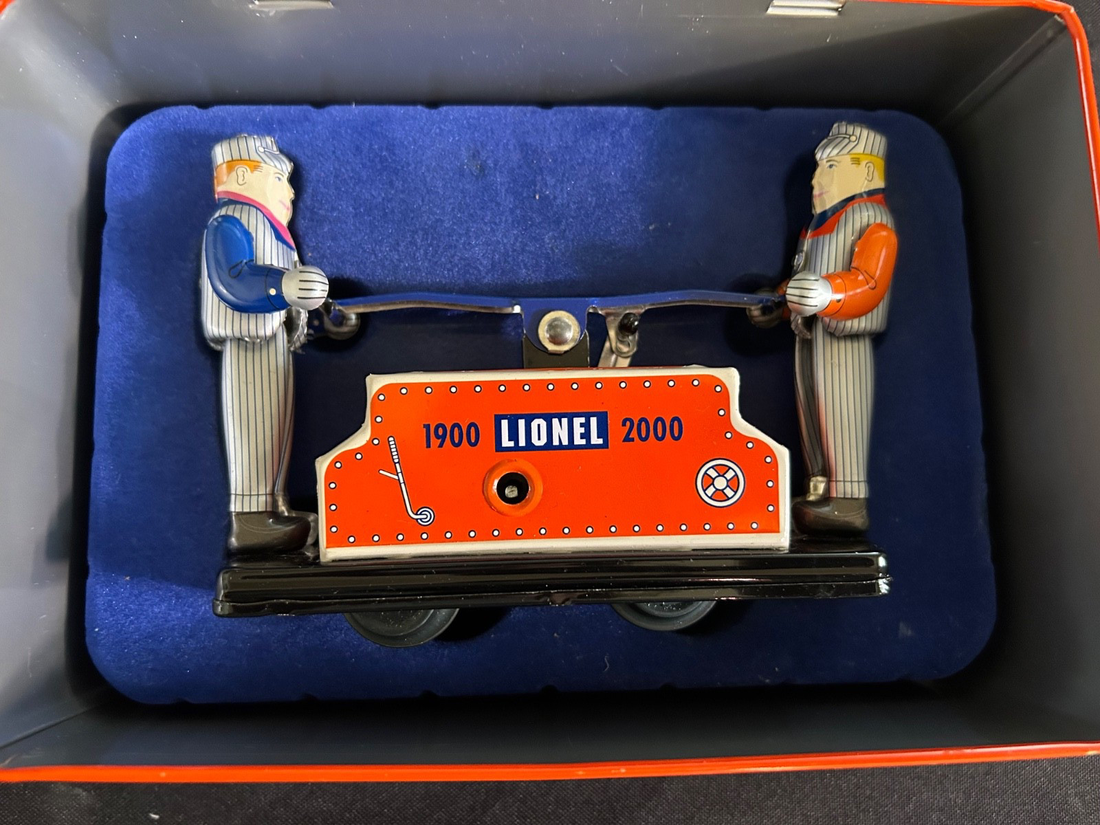 Schylling 13625 Lionel Railroad Hand Car Train Toy 2000 Comes in Tin Box