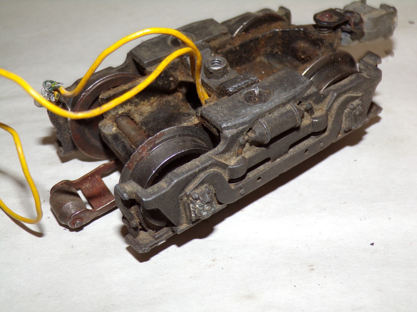 Vintage Original Lionel rear dummy unit truck for alco 2033 & others 1950-53
