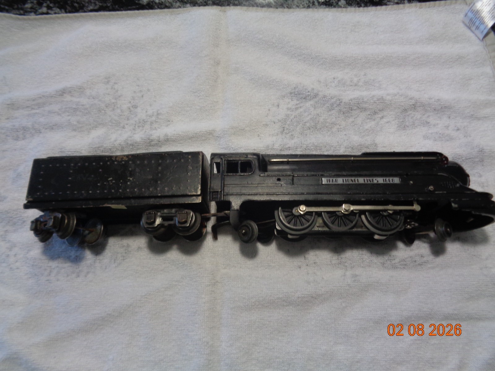 Lionel Vintage Pre War (1937-41) # 1668 Black Steam Loco, #1689T Tender & 3 Cars