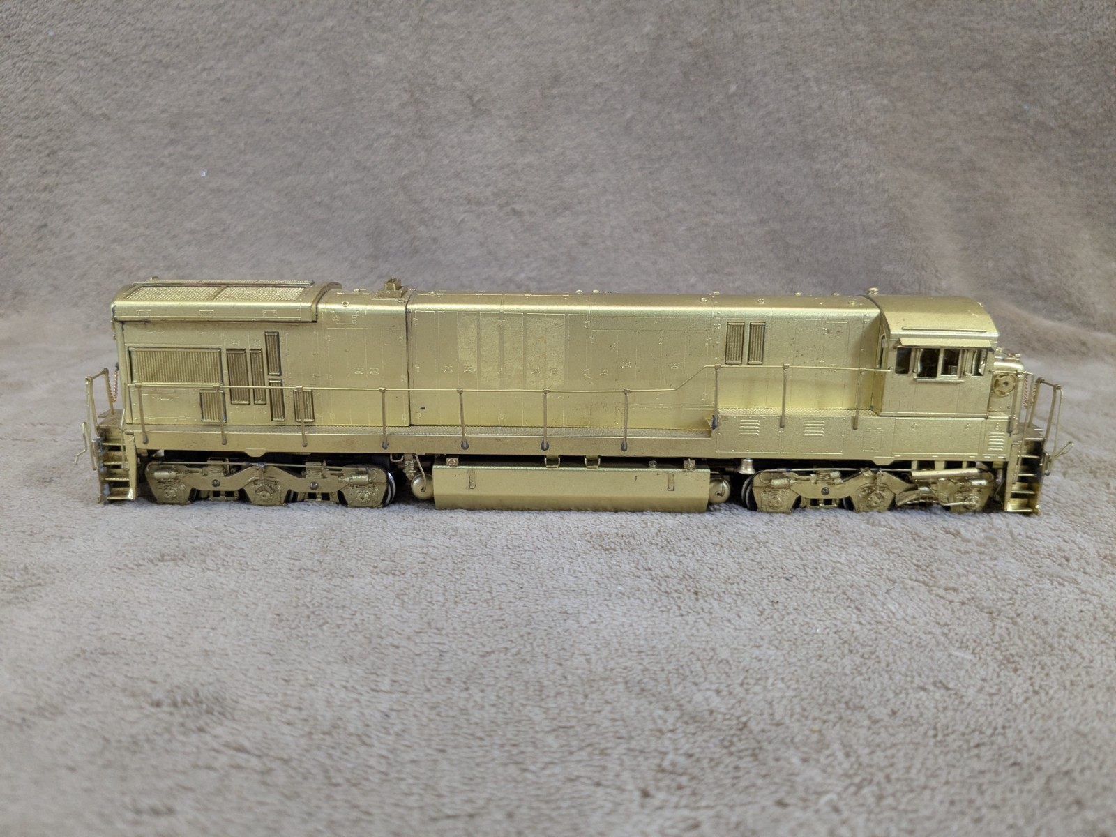Overland HO Brass OMI-1806 GE C30-7 Diesel Locomotive Four Window Cab
