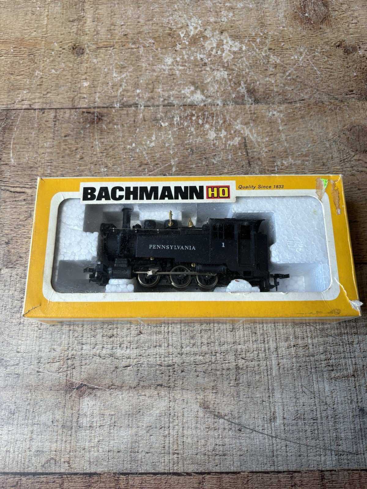 BACHMAN 0612 PENNSYLVANIA 0-6-0 SADDLE TANK LOCOMOTIVE ENGINE RUNS SLOW HO GAUGE