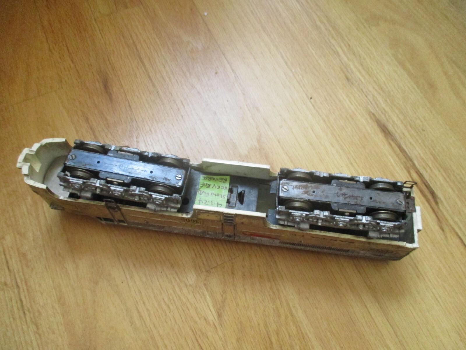 Amer Flyer 360 Chrome Santa Fe Diesel (4/1/24)