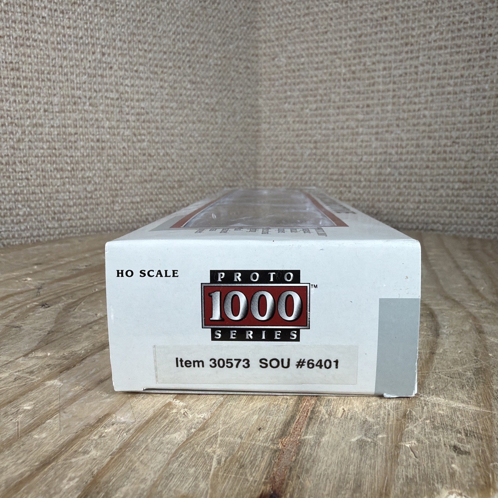 Proto 1000 30573 HO Scale Southern DL-109 Diesel Locomotive SOU #6401