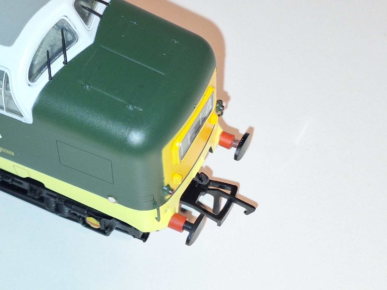 Bachmann 32525 Queens Own Diesel Loco. New Old Stock. Mint Cond. Boxed. OO Scale