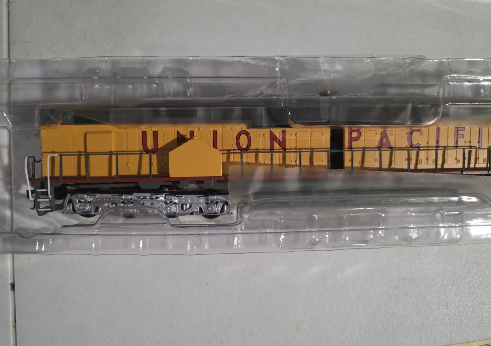 Bachmann 62108 HO UP EMD DD40AX Centennial w/ DCC Union Pacific #6942