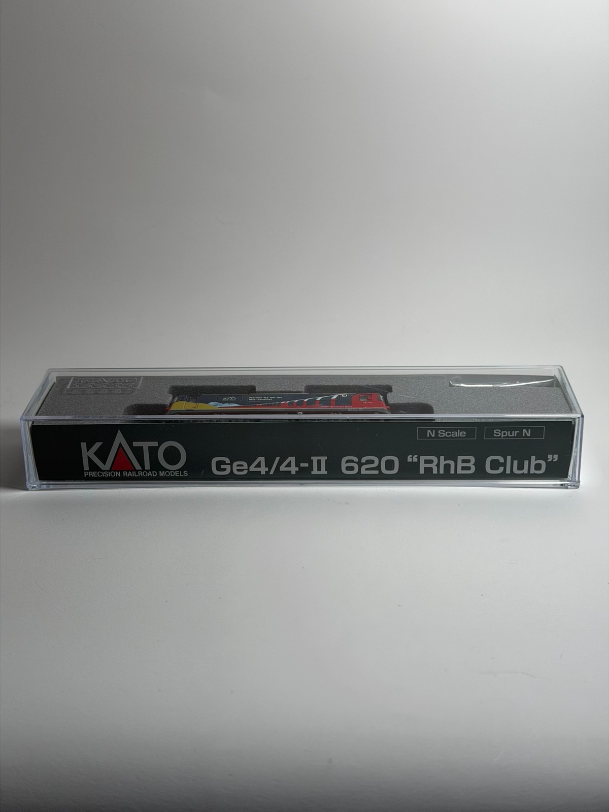 KATO N Gauge Alps Locomotive Ge4/4-II RhB Club 3102-4 Railway Model F/S new