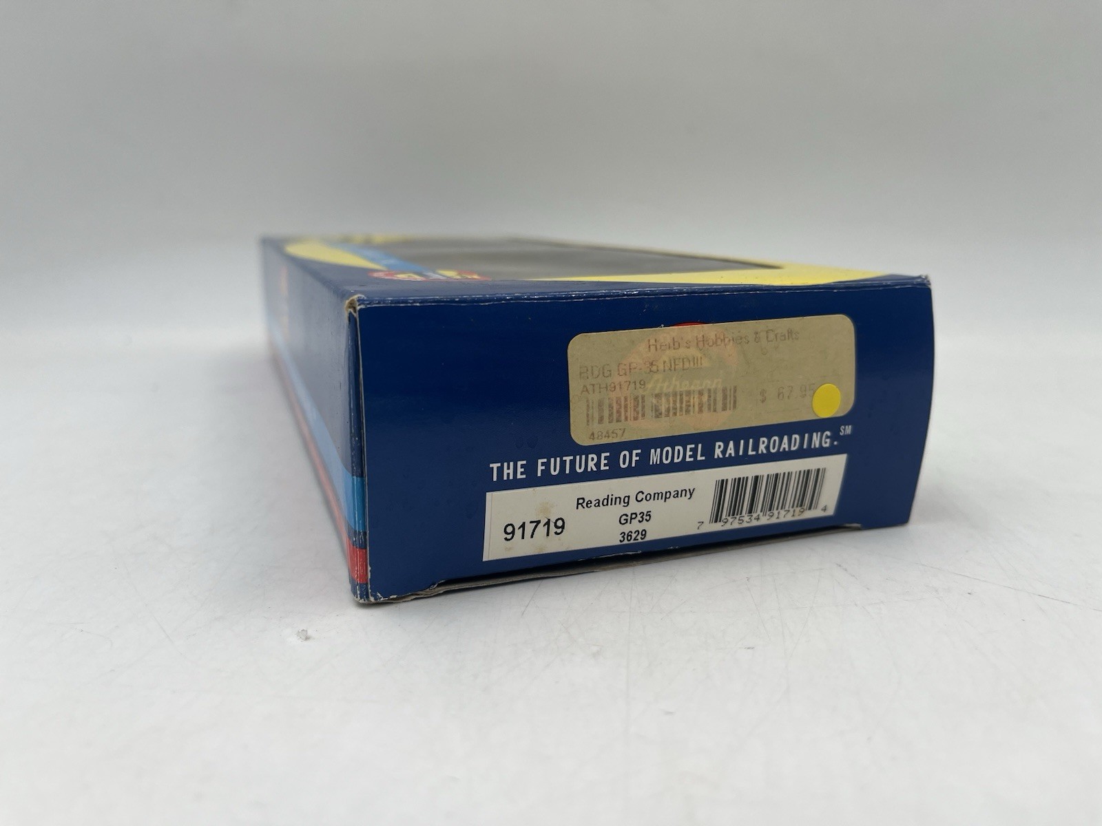 HO Scale Athearn RTR 91719 Reading Line GP35 Diesel Cab 3629 DCC