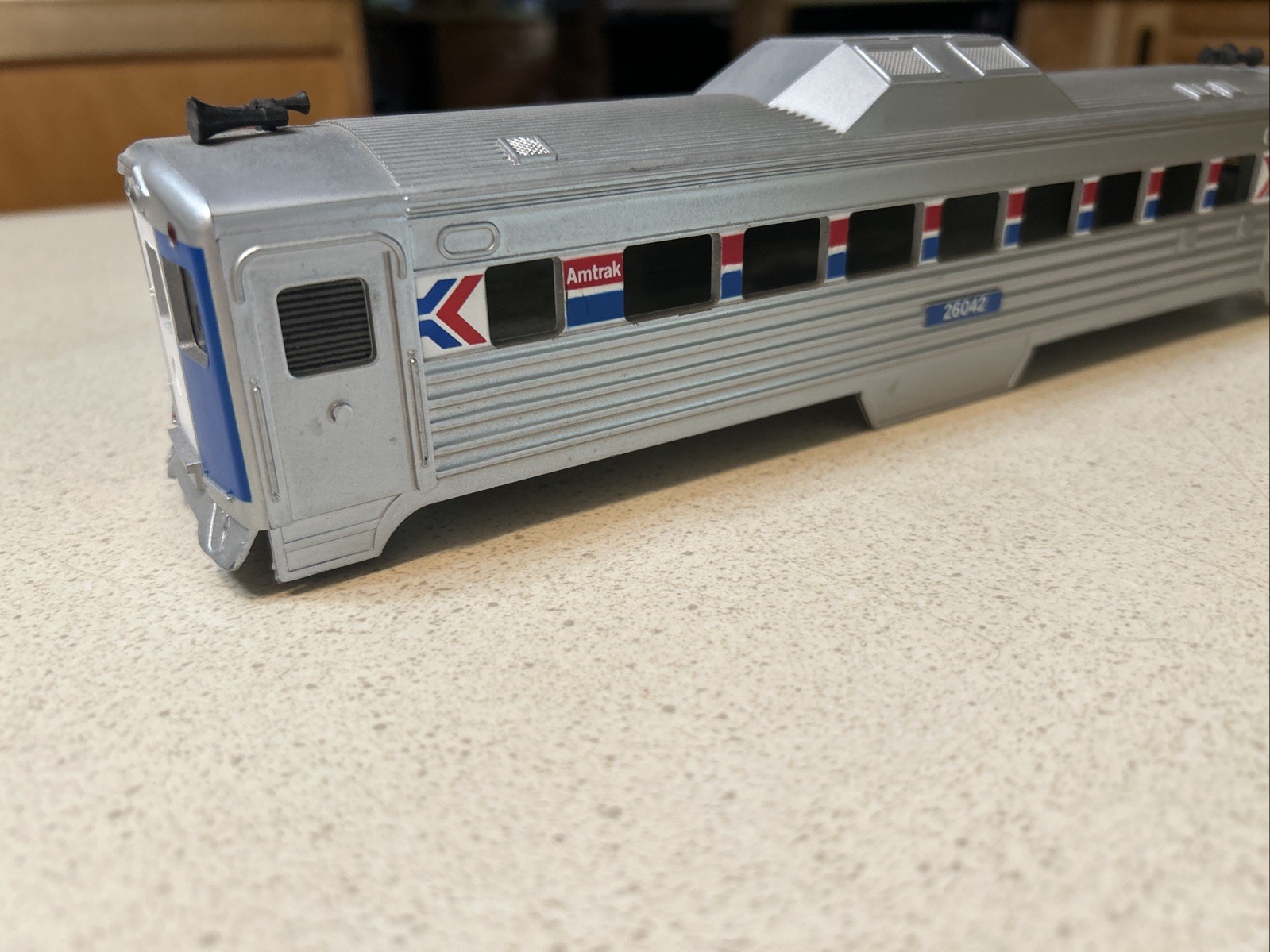 K Line Amtrak RDC # 26042 Silver Red White Blue O 27 Plastic Body Only Nice