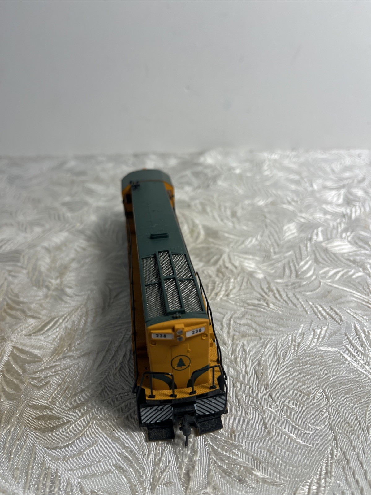 HO KATO Maine Central 238 Locomotive