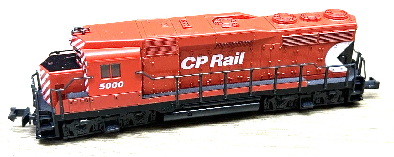 N ATLAS/KATO 4704 EMD GP30 Canadian Pacific Loco #5000 (Tested) Rapido cplrs #3