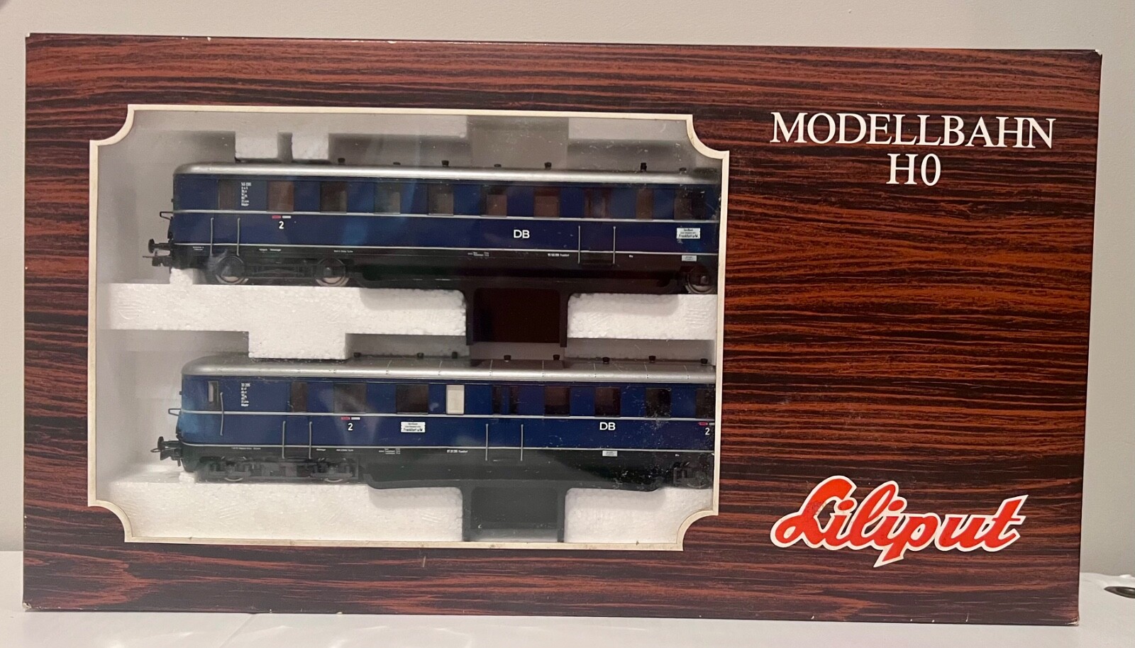 Liliput (Austrian) HO VT 25 / VS 145 (12503) Class VT25 DB Triebwagen Modelbahn