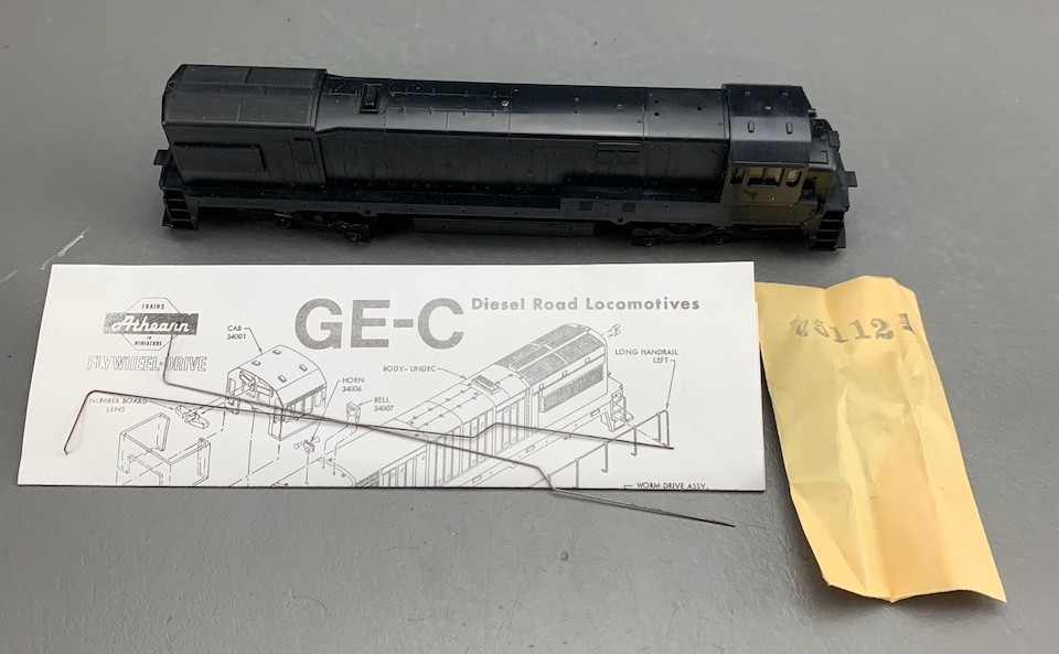 HO Athearn U30-C Diesel Locomotive Unpowered Undec Kit NIB! HO8525