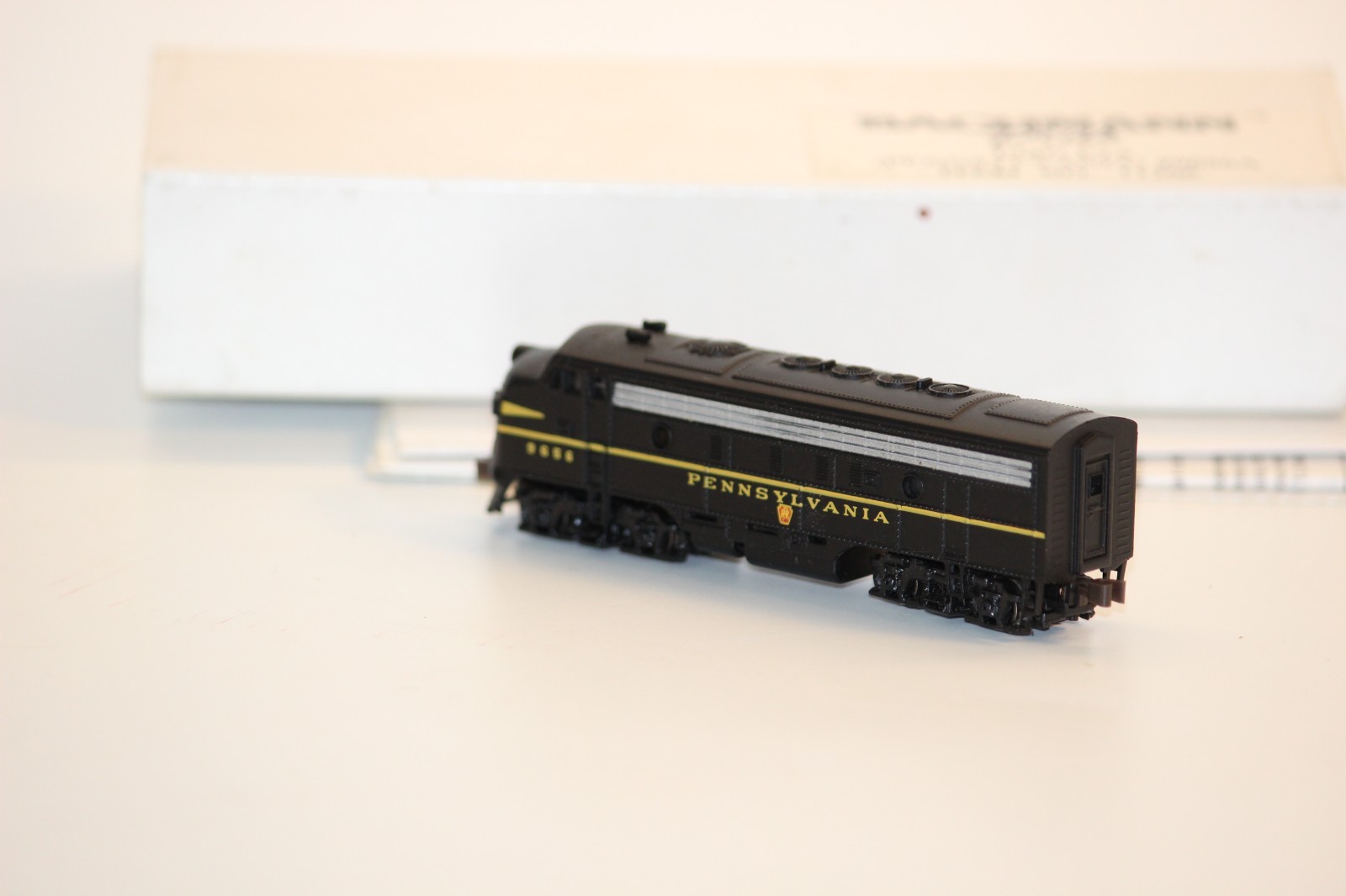 Pennsylvania Railroad PRR F7A Rd# 9656A Bachmann Plus 11266 knuckle couplers