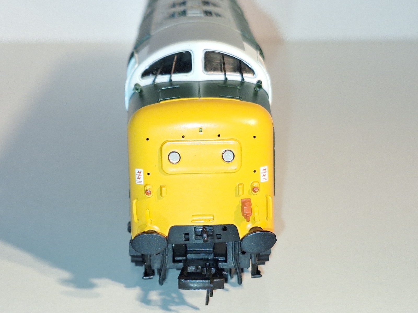 Bachmann 32525A Kings Own Diesel Loco. New Old Stock. Mint Cond. Boxed.OO Scale
