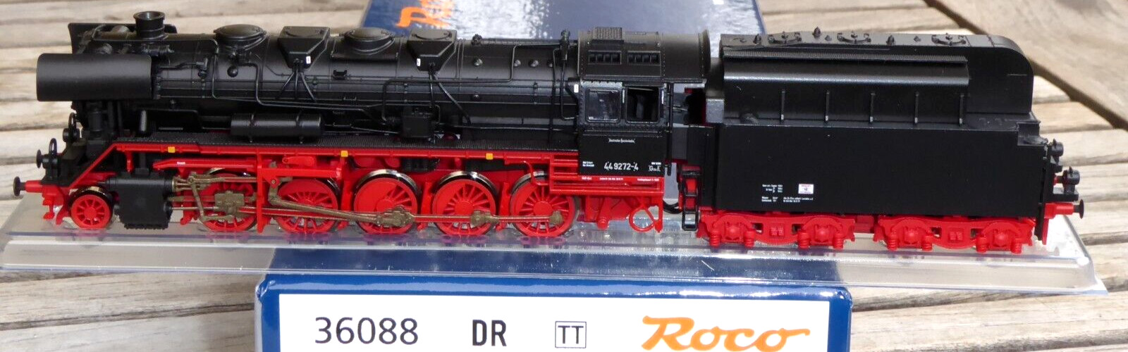Roco 36089 TT DCC-Henning Sound Locomotive BR 44 9232-8 Coal Dust Era 4 DR
