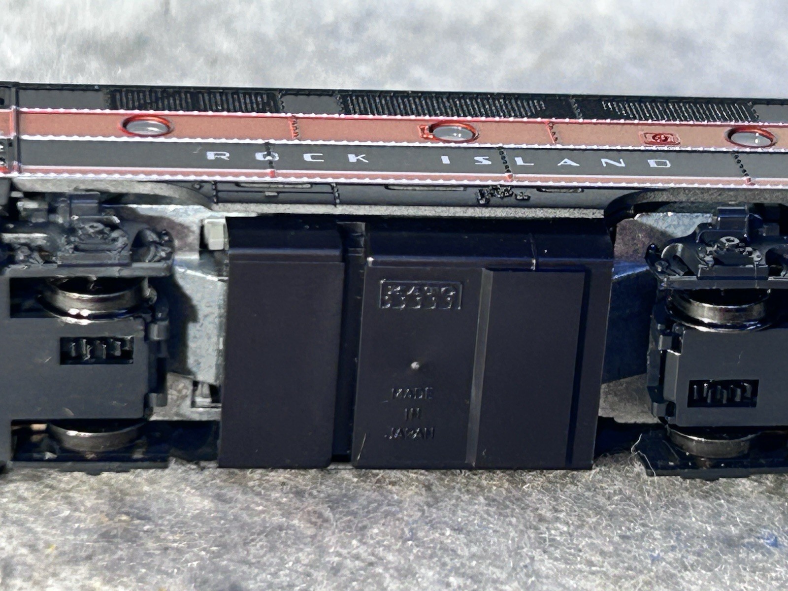 Beautiful KATO Rock Island RR F-3A #44 Locomotive N Gauge ￼