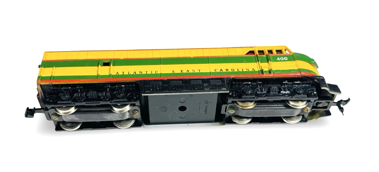 AHM HO 1/87 Atlantic & East Carolina (#400) Fairbanks Morse C-Liner Engine Set