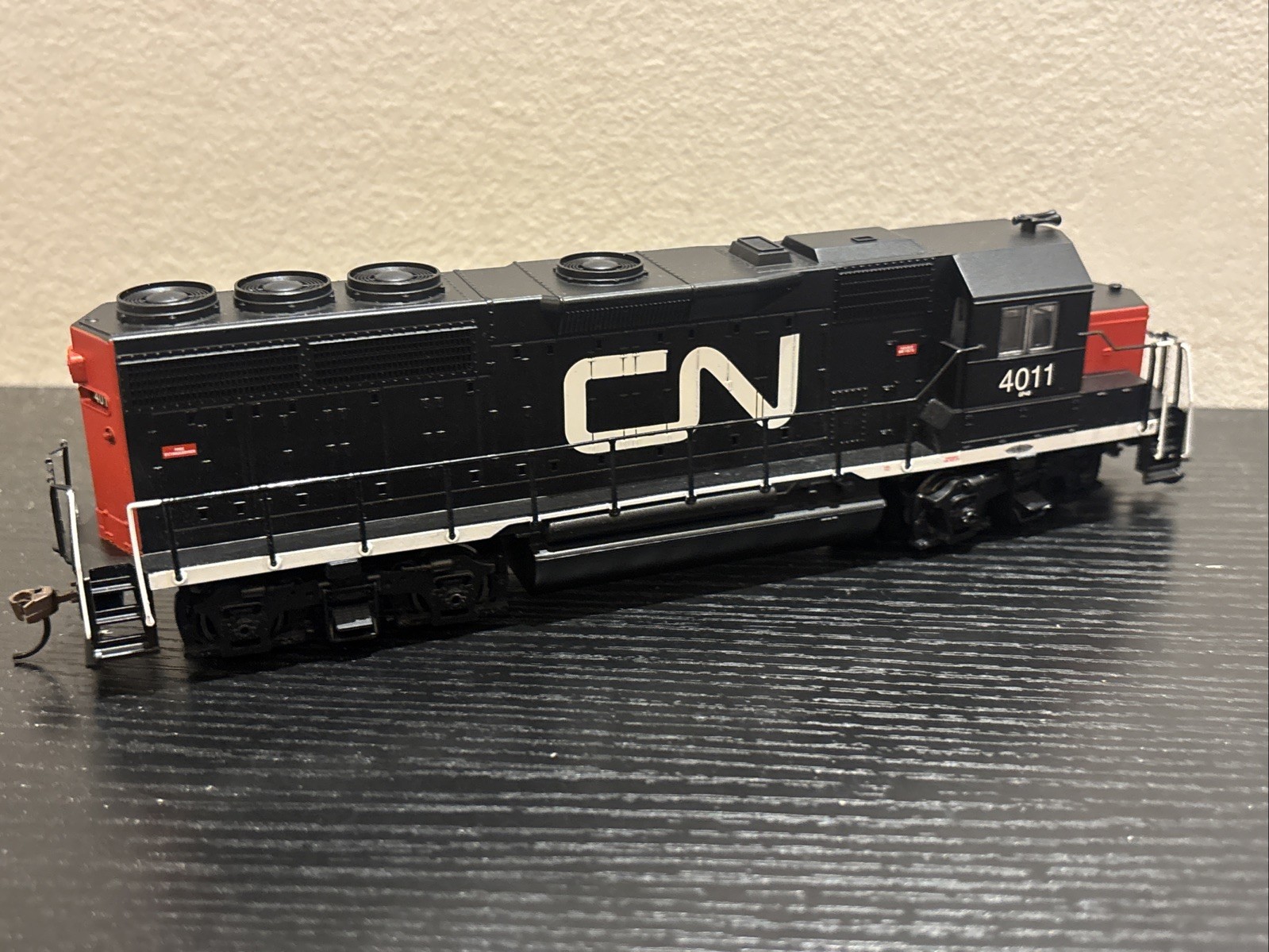 DCC BACHMANN #60315 POWERED GP40 CANADIAN NATIONAL LOCOMOTIVE HO SCALE NEW