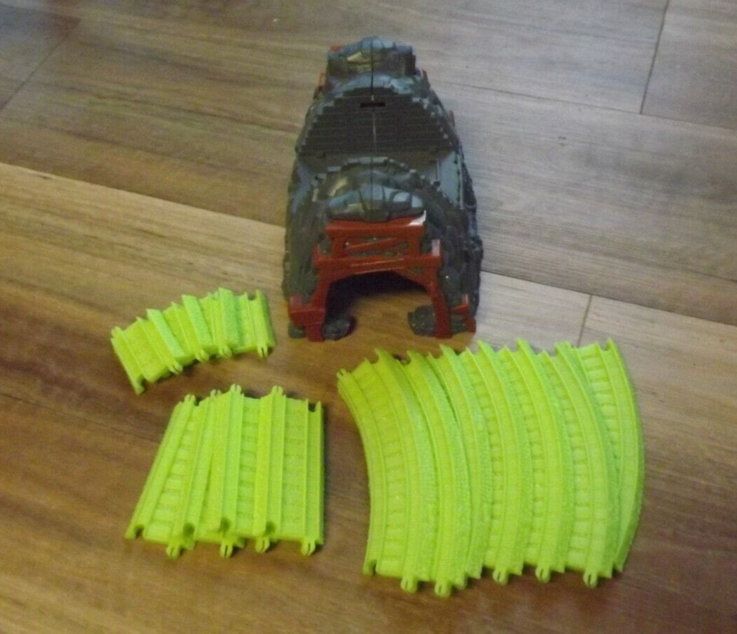 Thomas & Friends Trackmaster – Midnight Ride Tunnel & Track (2010, Fisher-Price)