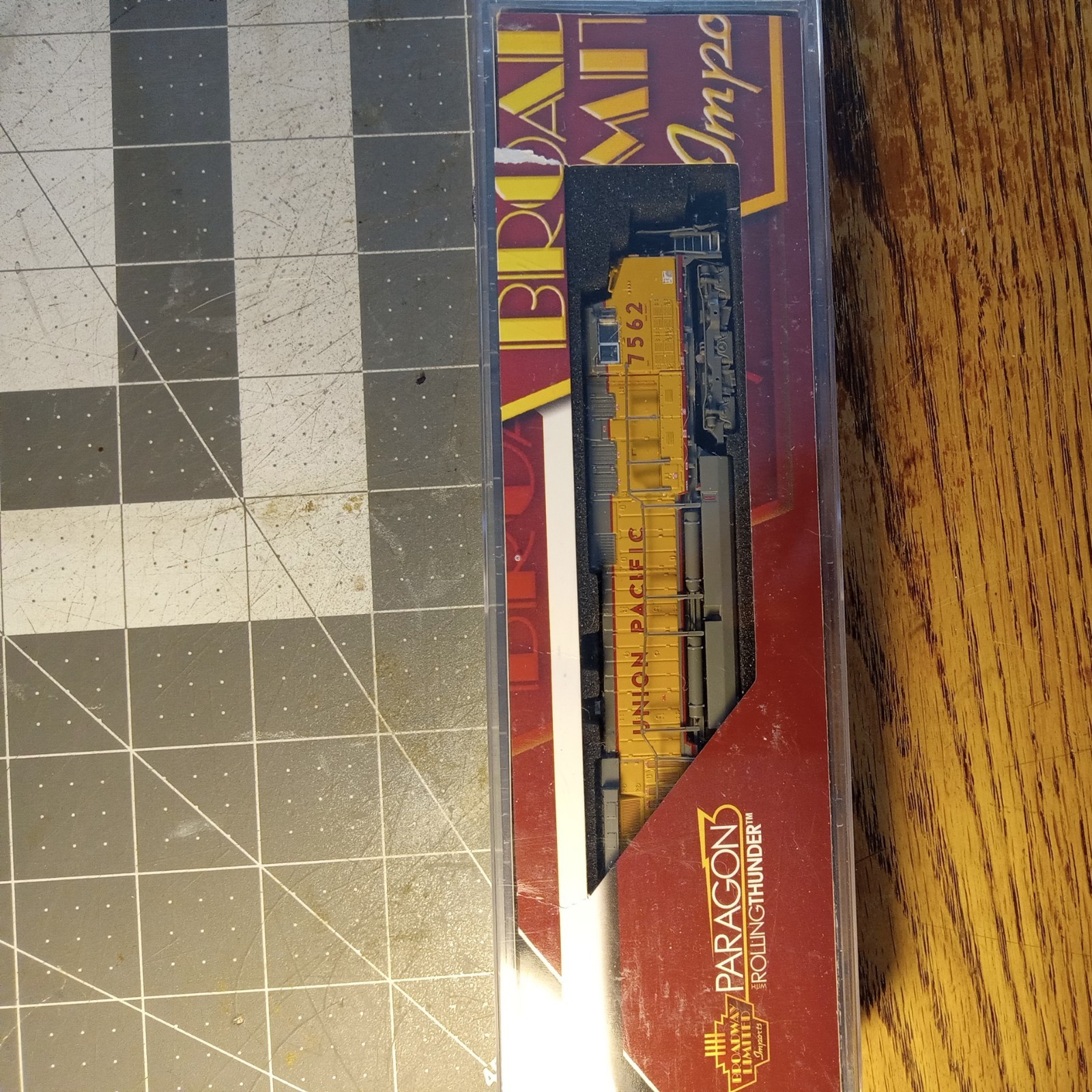 Paragon 3 Rolling Thunder 3753 UP #7562 GEvAC6000 Sound DCC N Scale