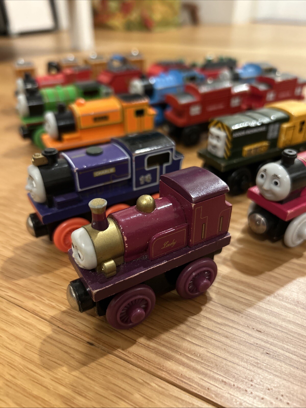 Thomas & Friends Magnetic Wooden Railway VTG Douglas Lady Rheneas Alfie Charlie