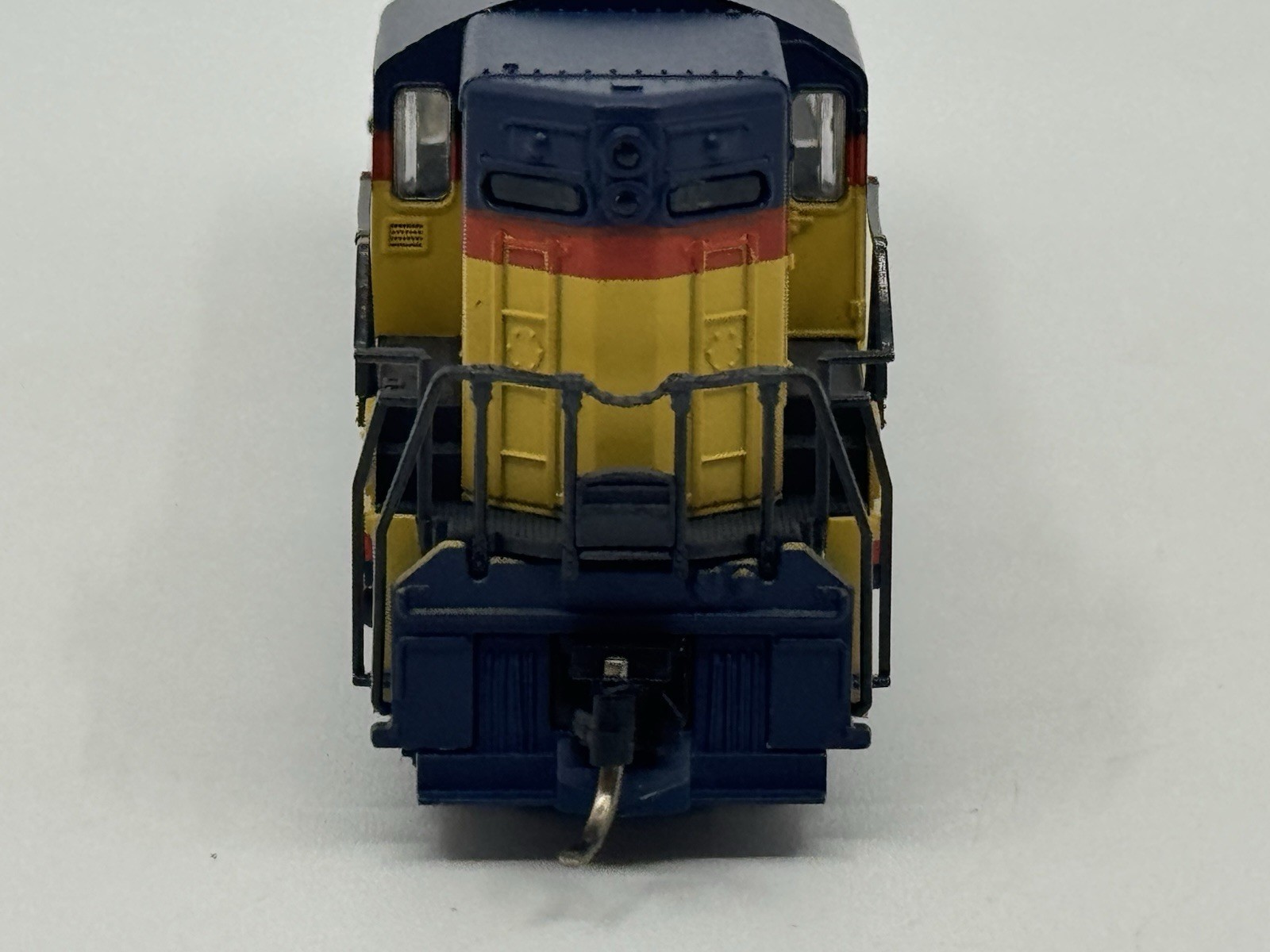 N Scale Atlas 4515 Chessie System EMD SD7 Powered Diesel Locomotive B&O #1828