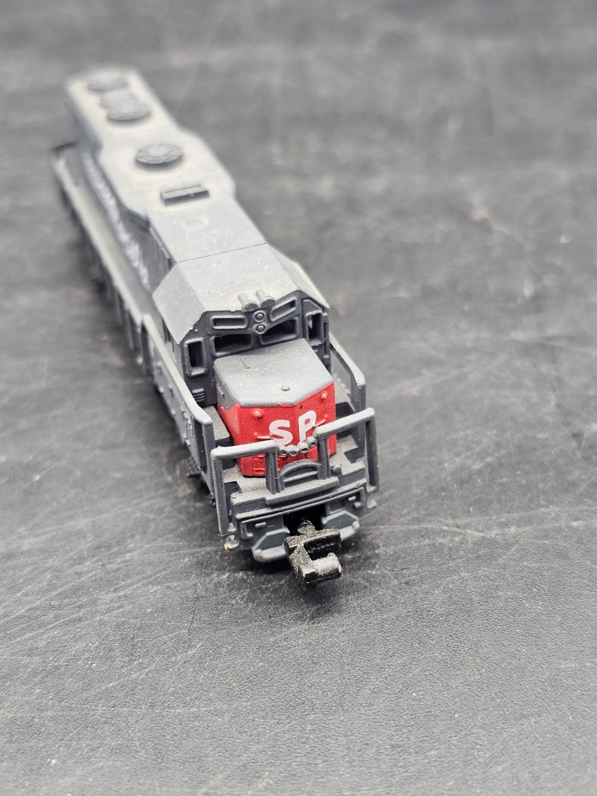 Southern Pacific 9725 N Scale Dummy Locomotive Model Train No 418 High Speed