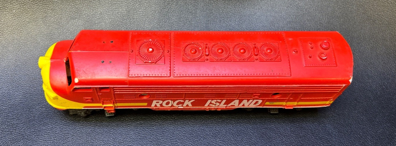 HO Powered Locomotive High Toque (8WD) in a Rock Island shell – WORKS, bin 1