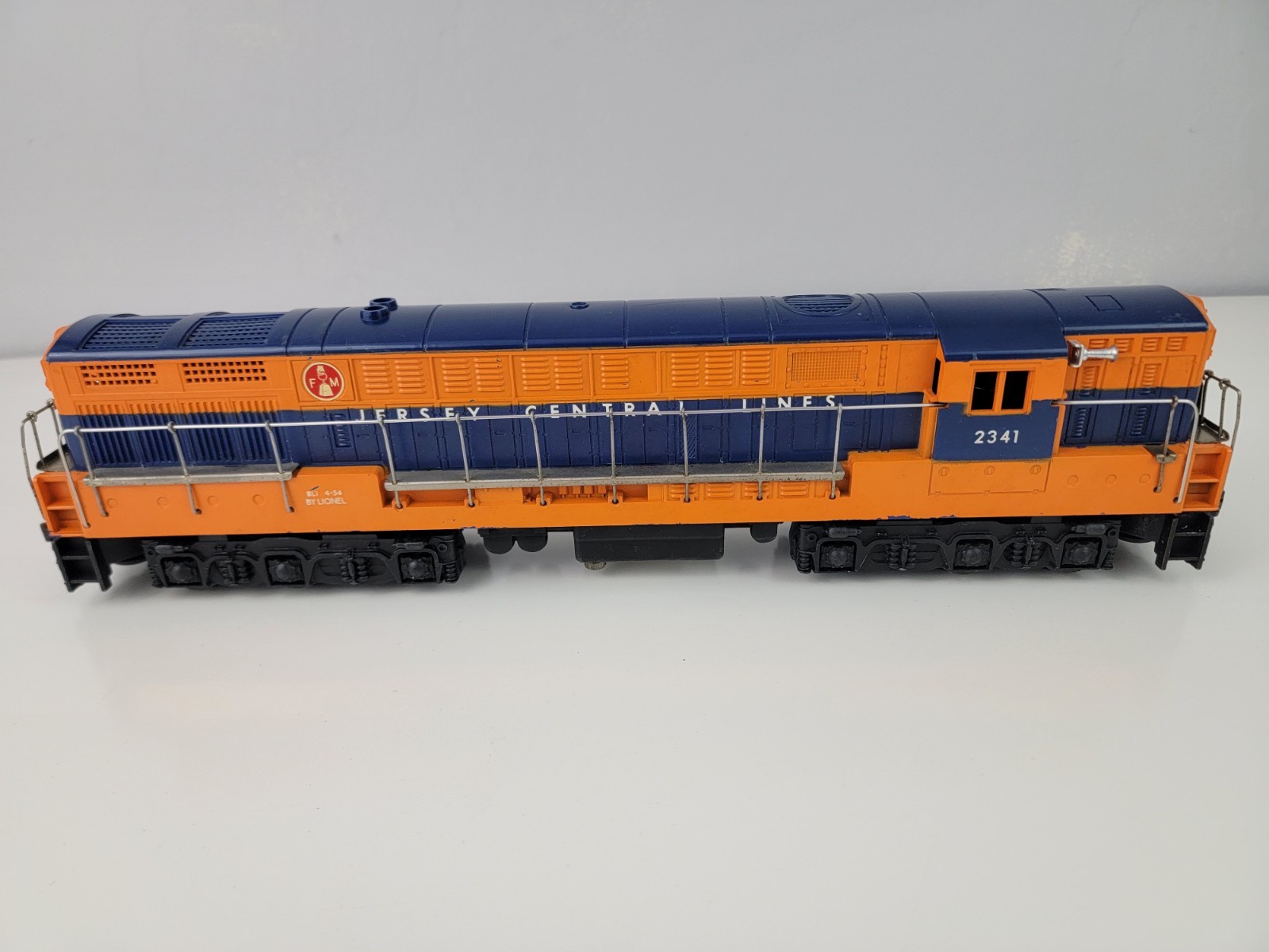 Lionel Postwar 2341 Jersey Central FM Train Master
