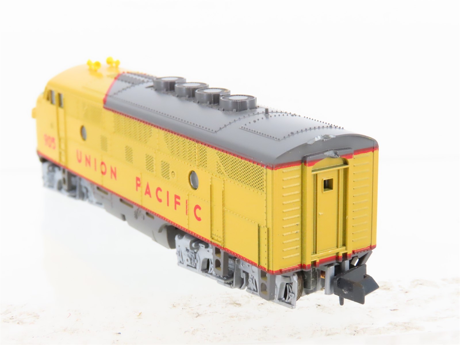 N Scale KATO 176-073 UP Union Pacific F3A Diesel Locomotive #905