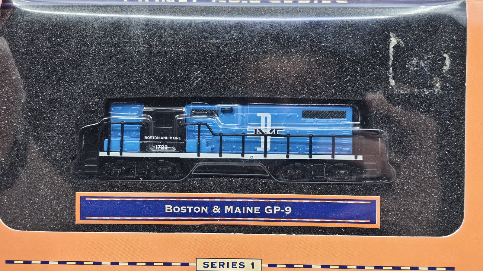 Lionel Boston & Maine GP-9 Big Rugged Train 1:120 Scale Die-Cast 1998 Series 1